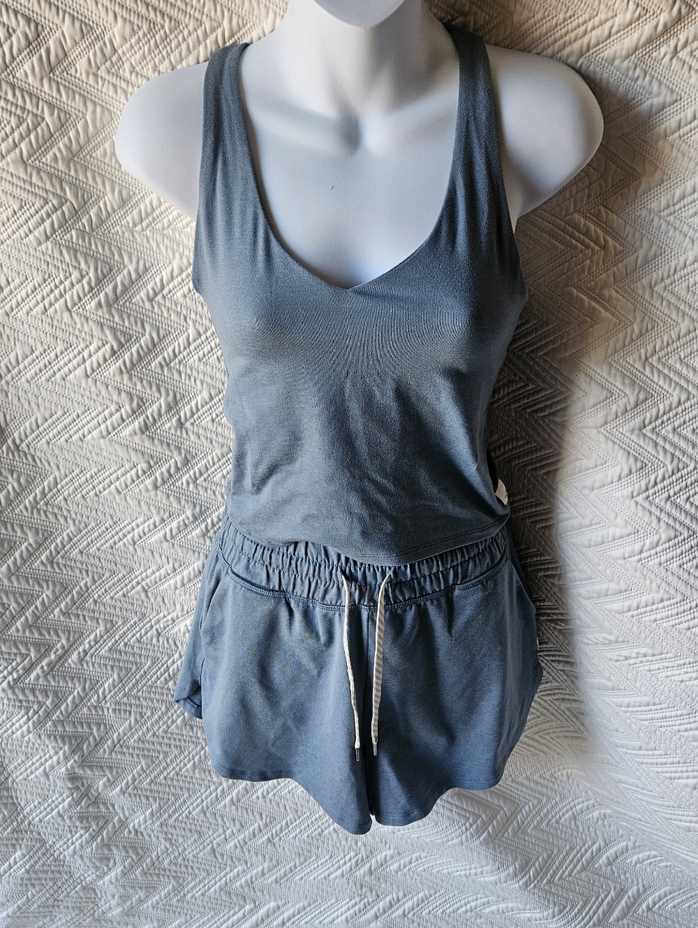 Womens Vuori Halo Performance Crop 2.o - Picture 7 of 16